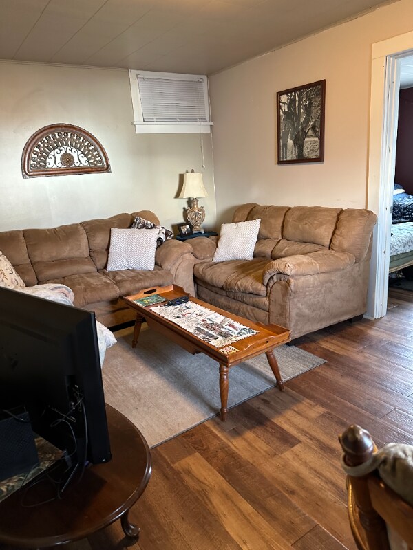 Foto del edificio - 1106 Charles St