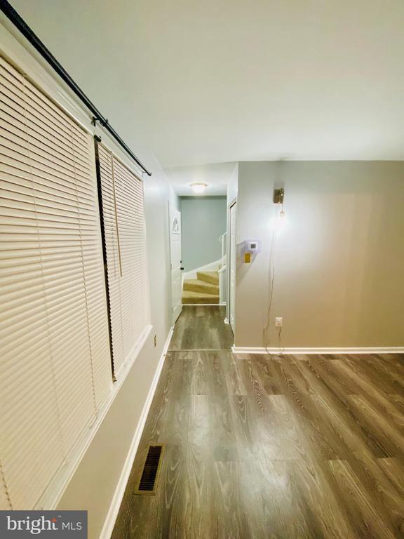 Foto del edificio - 2949 Lexington Ct