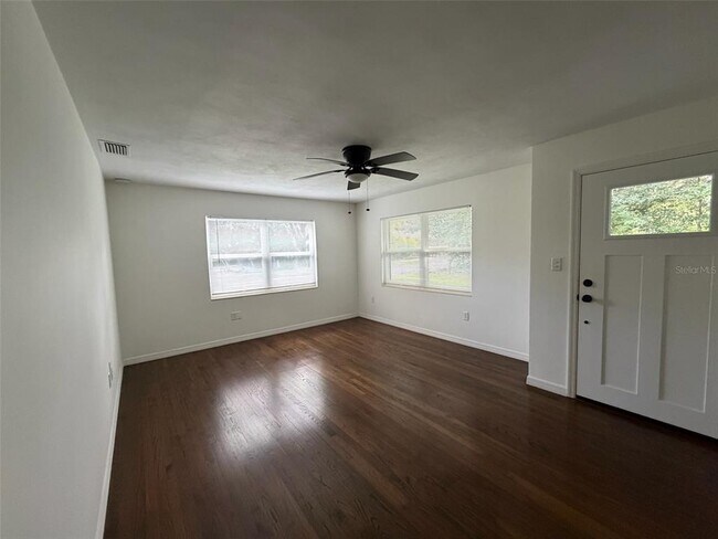 Foto del edificio - 1220 SE 3rd St