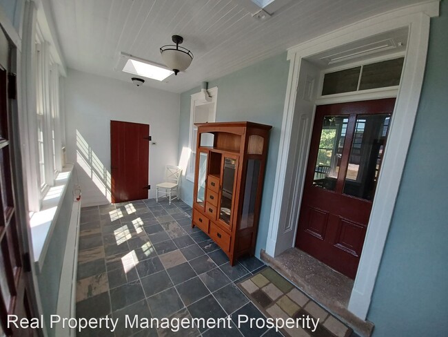 Building Photo - 5 br, 2.5 bath House - 3936 Smith Rd