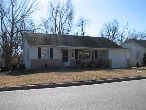 Foto principal - 306 E Whiteside St