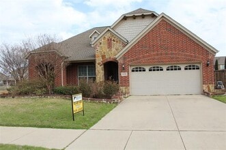 Building Photo - 6194 Myrtle Ln