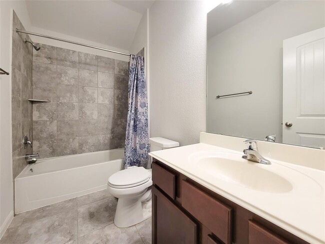 Foto del edificio - 6523 Fiddlewood Thicket Ln