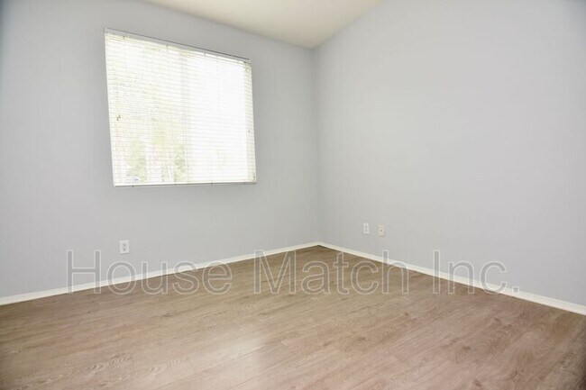 Foto del edificio - 23583 Coast Live Oak Ln