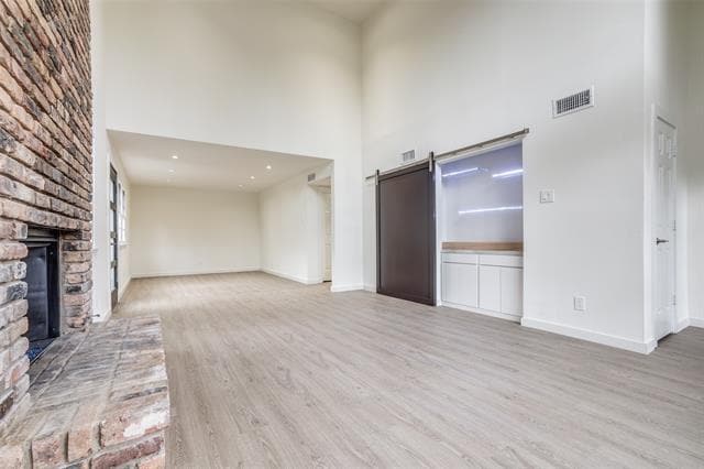 Building Photo - 5901 Auburndale Ave