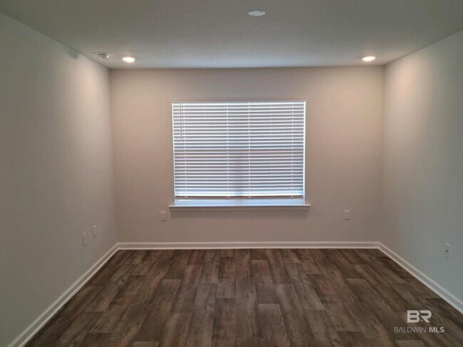 Building Photo - 10703 Northern Dancer Ct