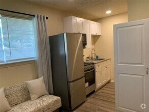 Building Photo - 9607 Eday Dr
