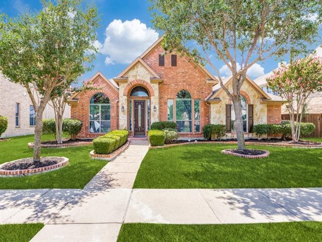 Primary Photo - 7691 Ivanhoe Dr
