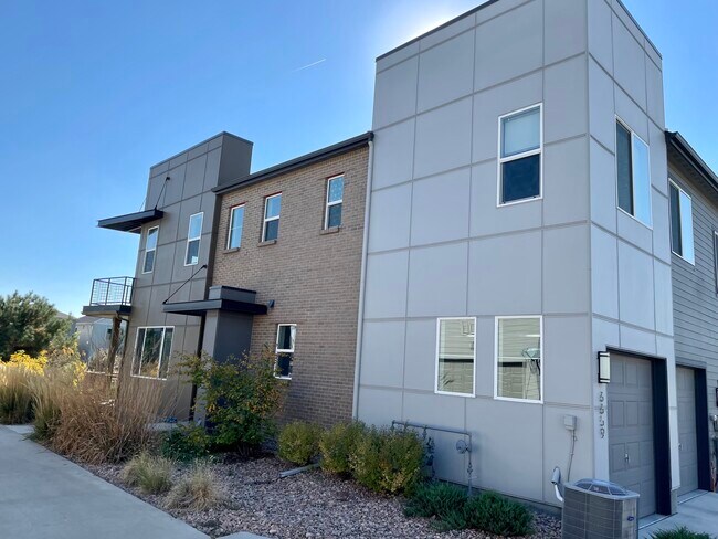 Building Photo - 6659 Pecos St