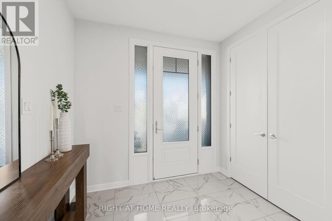 Building Photo - 762 Shoal St