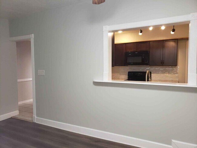 Foto del edificio - 4006 Sunrise Blvd