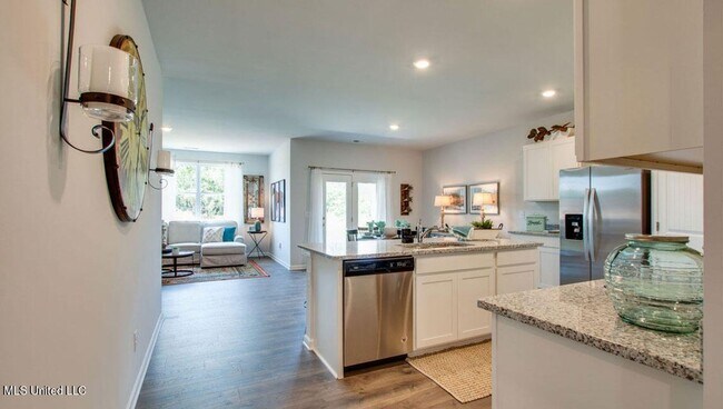 Foto del edificio - Brand new home in Olive Branch! Just in ti...