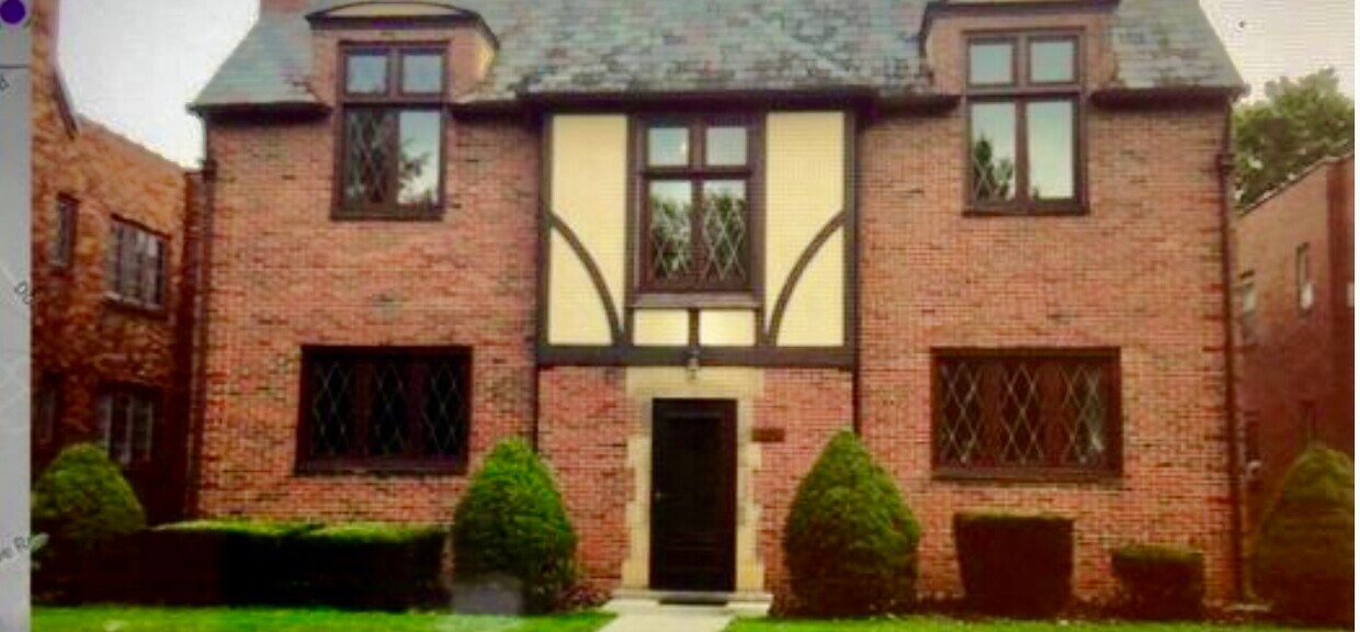 Primary Photo - 1735 King Ave