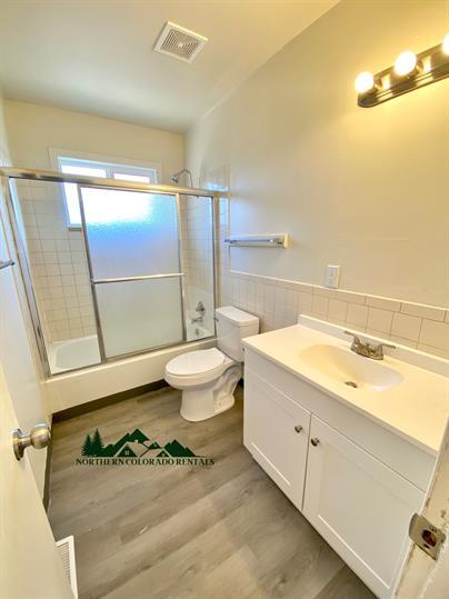 Foto del edificio - 3026 W 8th Street Rd