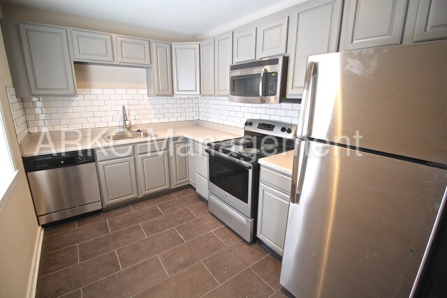 Foto del edificio - 3745 Warwick Blvd