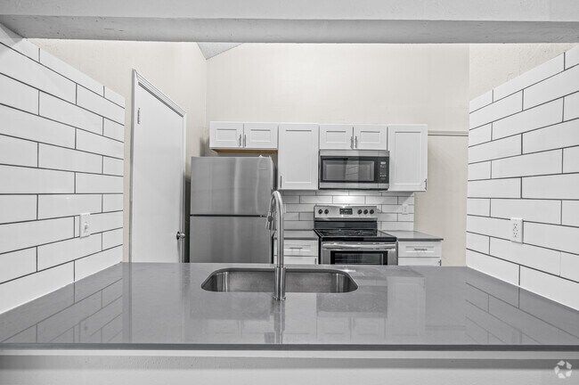 Interior Photo - Aulden at the Highlands