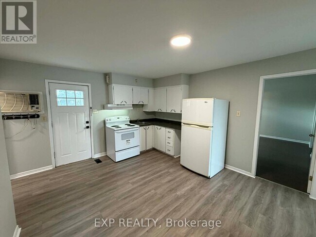 Photo du bâtiment - 1504 Stittsville Main St