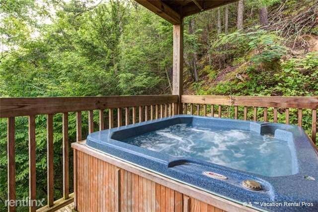 Building Photo - 2248 Cove Creek Dr