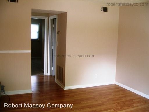 Building Photo - 8711 Bayberry Pl