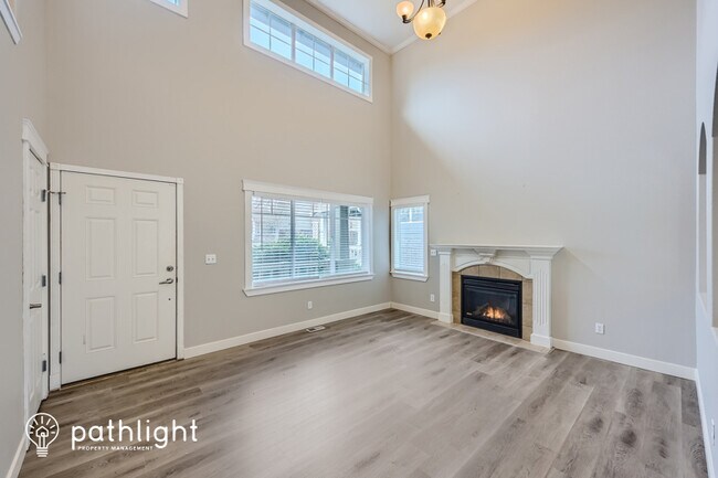 Foto del edificio - 10102 185th Avenue East, Bonney Lake, WA, ...