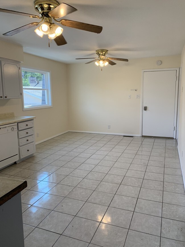 Building Photo - 309 Stryker Ave