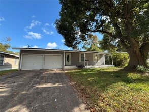 Building Photo - 612 Winding Way St