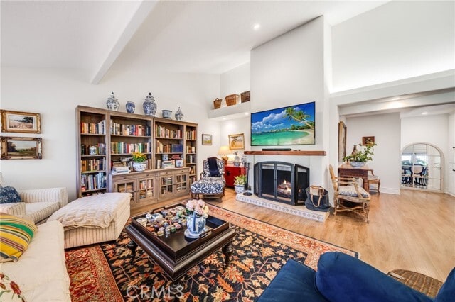 Building Photo - 502 Avenida Largo