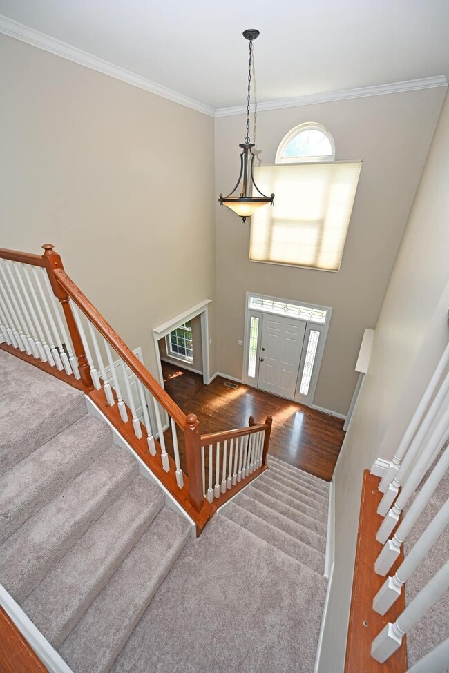 Building Photo - 7645 Lilac Vista Dr