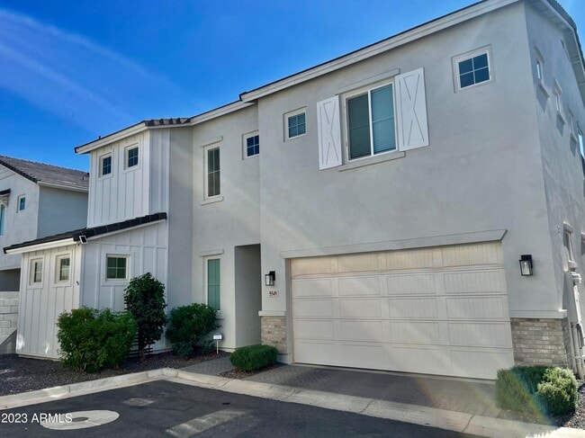 Building Photo - 5549 S Dillon