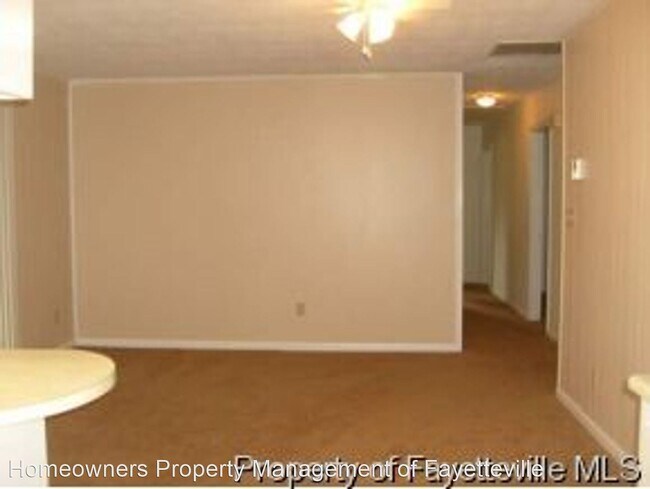 Foto del edificio - 3 br, 1.5 bath House - 4912 Rosehill Road