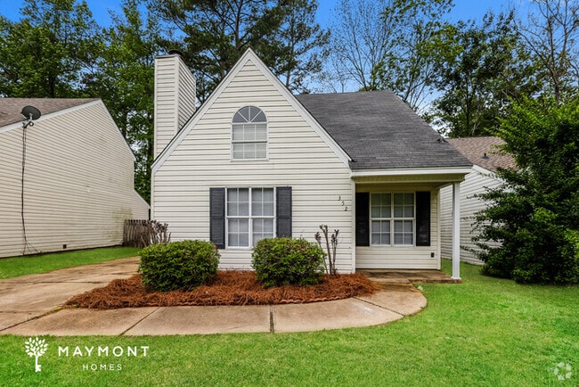 Building Photo - 352 N Grove Cir