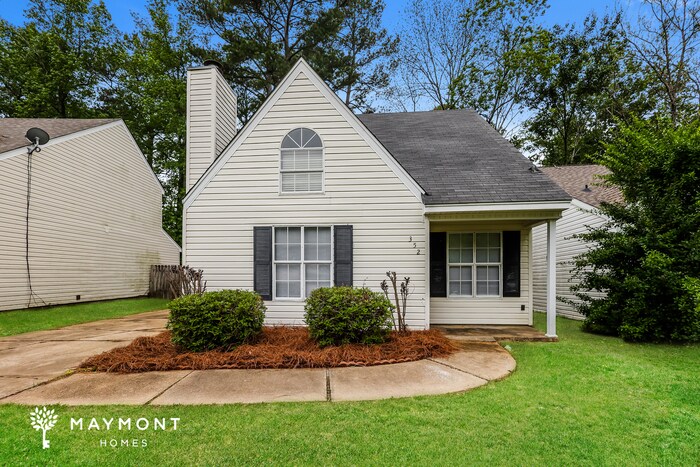 Foto principal - 352 N Grove Cir