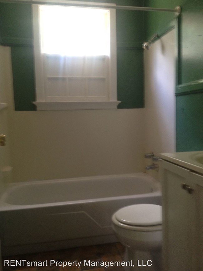 Building Photo - 2 br, 1 bath House - 619 Coolidge Avenue