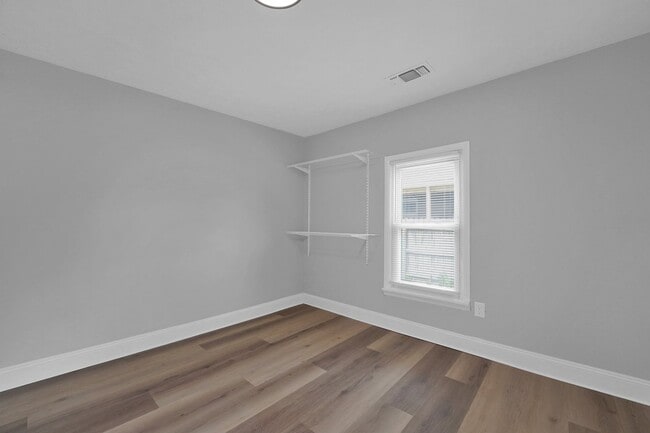 Foto del edificio - Spacious 4 Bedroom Single Family Home – Fe...