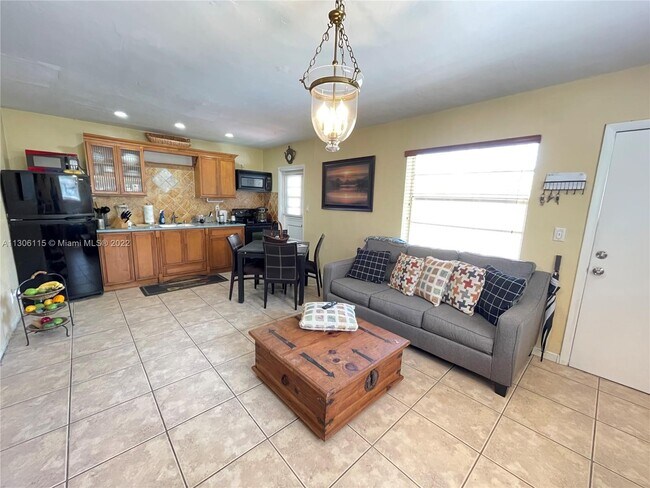 Foto del edificio - 1755 Venice Ln