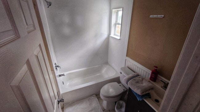 Building Photo - 3626 C St