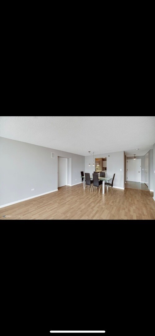 Building Photo - 111 W Maple St