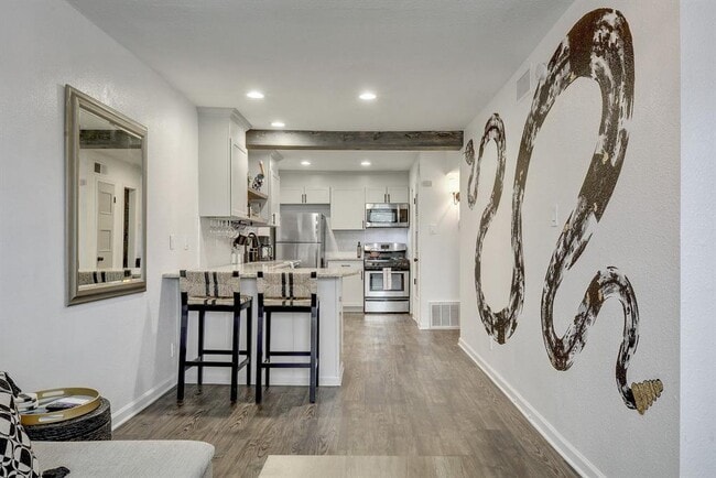 Foto del edificio - 1202 Newning Ave