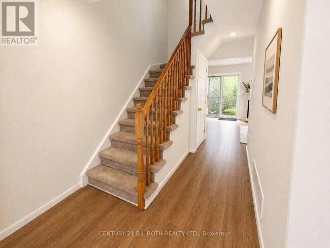 Building Photo - 18 Sprucedale Way