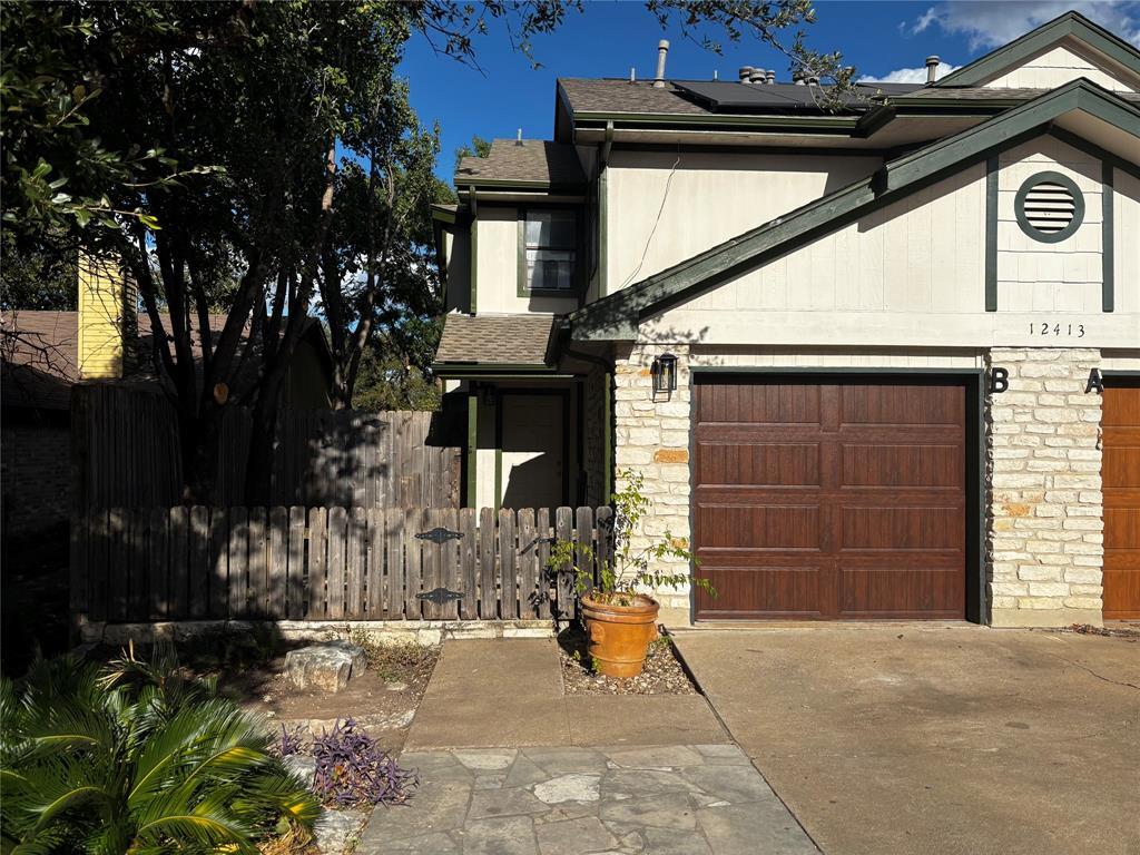 Foto principal - 12413 Deer Falls Dr