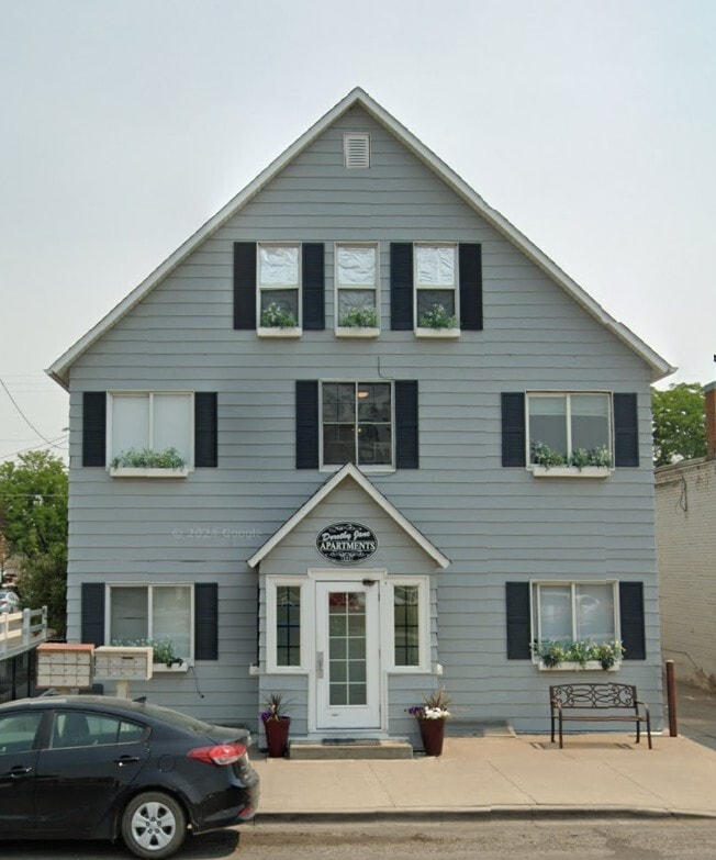 Foto del edificio - 151 2nd Ave E