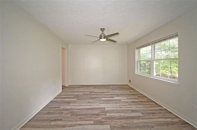 Building Photo - 6536 Melandre Dr