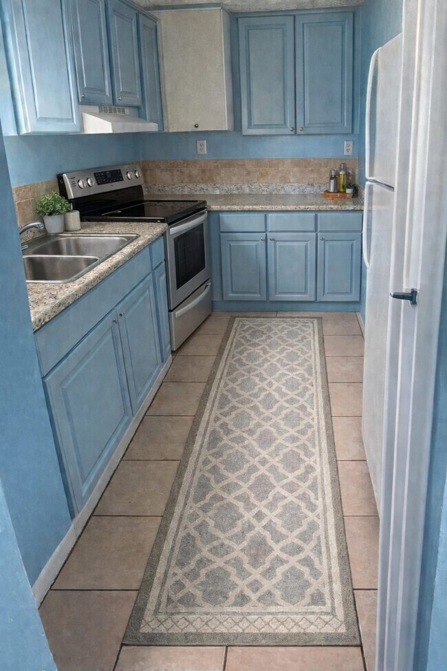 Foto del edificio - 1013 S Persimmon Ave