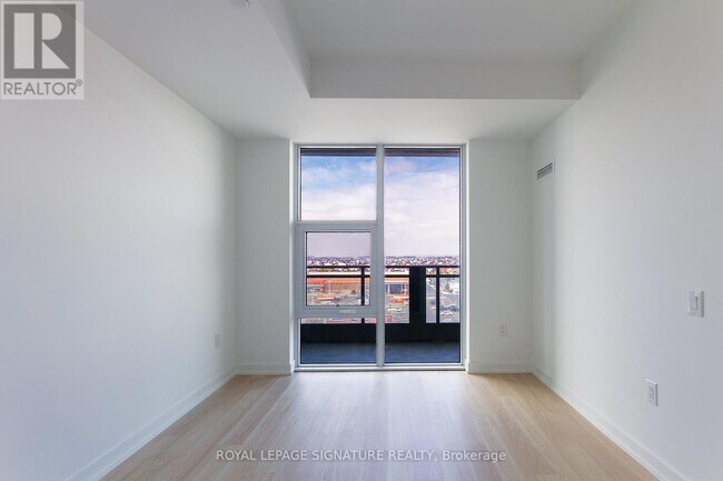 Photo du bâtiment - 9763 Markham Rd