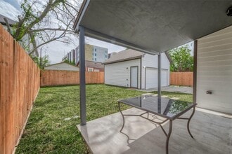 Building Photo - 3612 Anita St