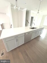 Building Photo - 5266 Ridgeview Retreat Dr