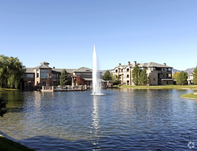 Lake - Camden Lakeway