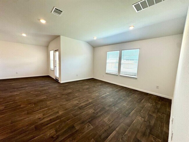 Foto del edificio - 346 Gladiola Lp