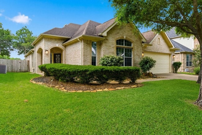Building Photo - 20203 Windsor Trace Ln