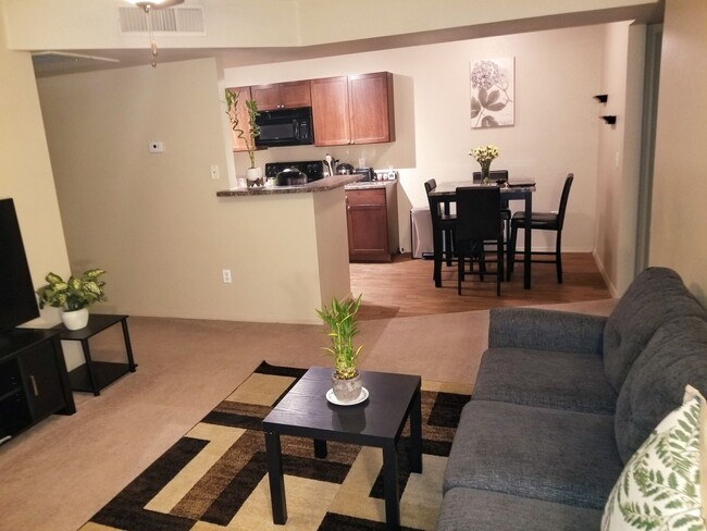 Building Photo - 2bd/2ba West-Flagstaff Condo! - Near NAU/C...